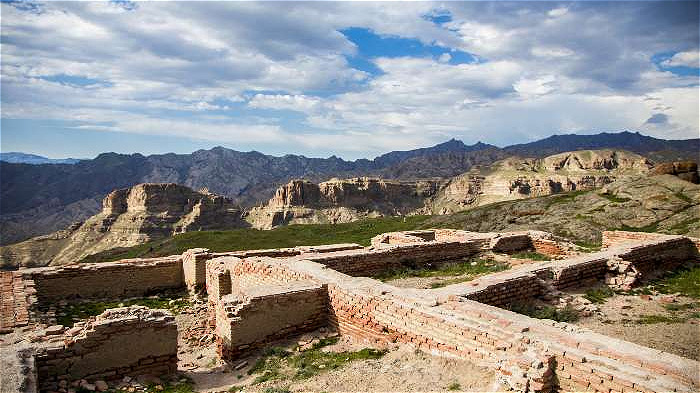 قلعه قهقهه مشگين‌شهر در انتظار کليد باستان‌شناسان