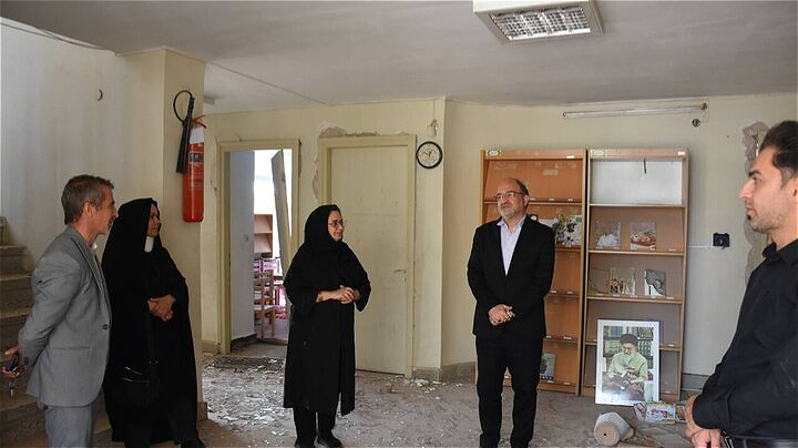  پیگیری احیای کتابخانه عمومی آسیب دیده در جنگ تحمیلی سوم آذرشهر