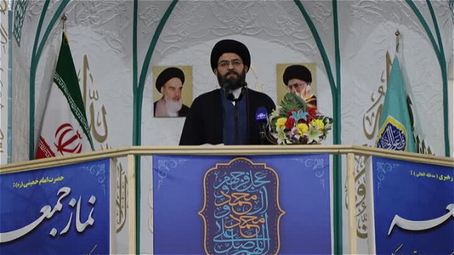 خون‌خواهی رهبر شهید تکلیف قطعی است